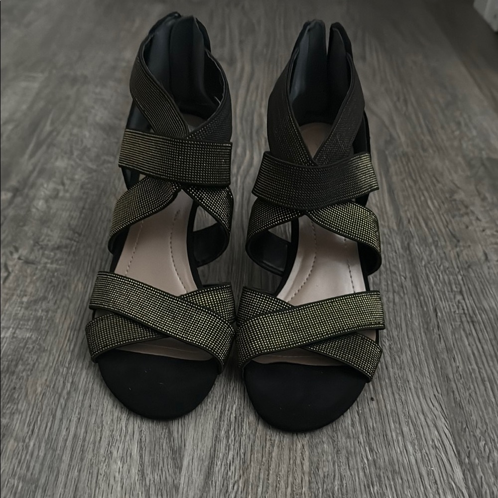 Style & Co. Black and Gold Elegant Heels